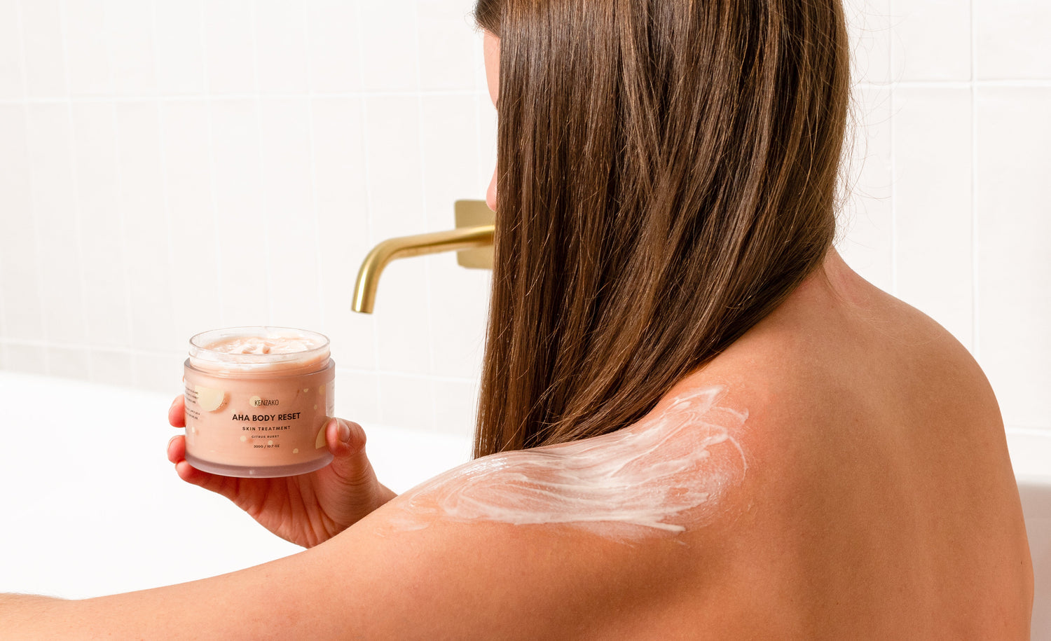 Is AHAs Safe for Teen Skin? Body Scrub for Ages 12+